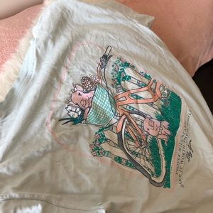 Lily Grace light blue tshirt with pigs graphic